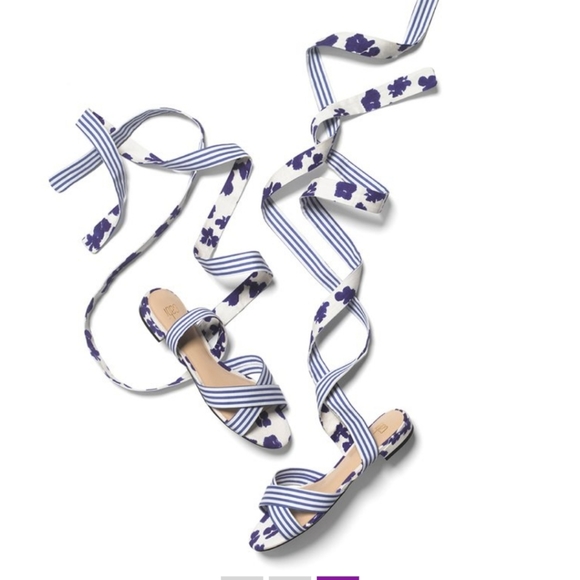 👣CABI 😎Vintage Floral Stripped Tied Up Sandals - Picture 2 of 13